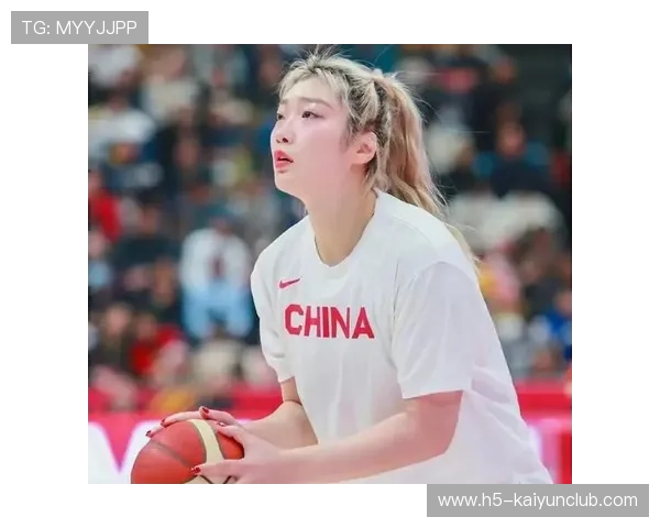 李梦回归首秀狂砍 35 分,全场球迷沸腾 李梦回归首秀狂砍 35 分,全场球迷沸腾