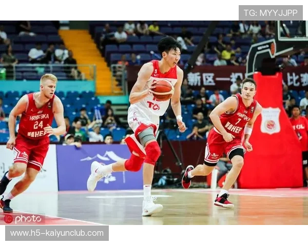 某国篮球队集体罢训