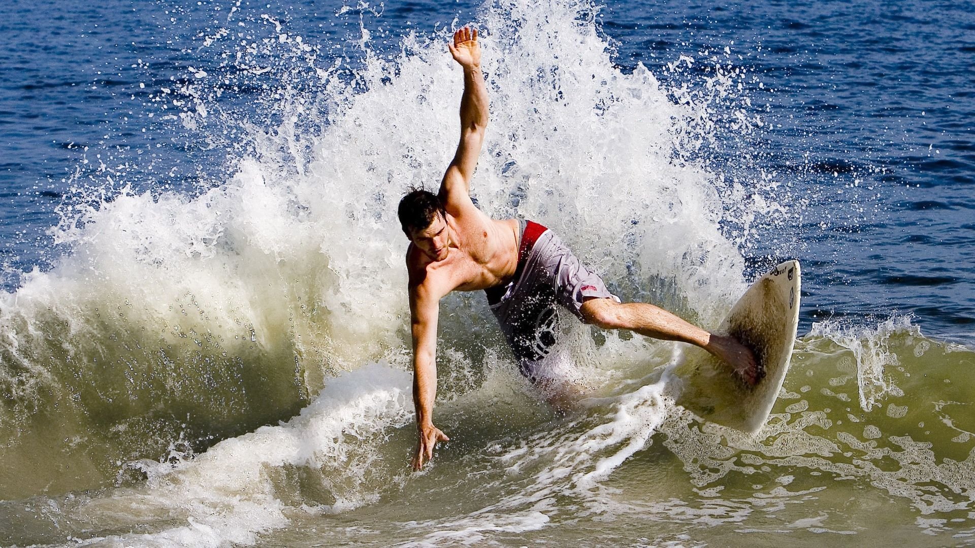 山地车耐力圈数赛 计时内尽可能多刷圈